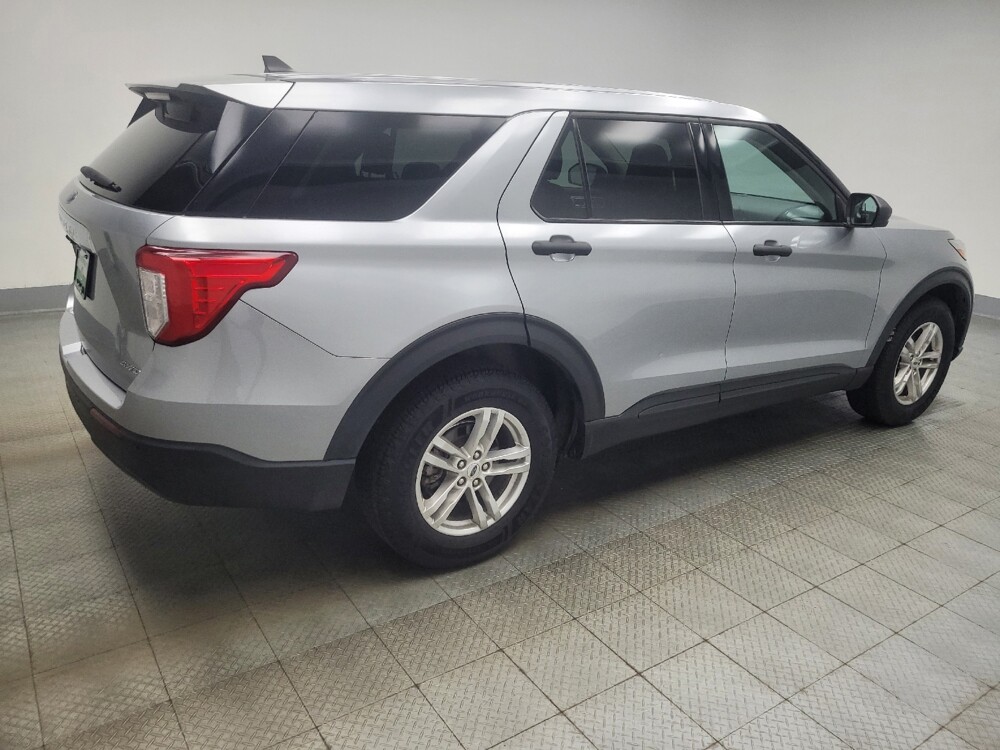 2022 Ford Explorer in Indianapolis, IN 46222 - 18142385 10