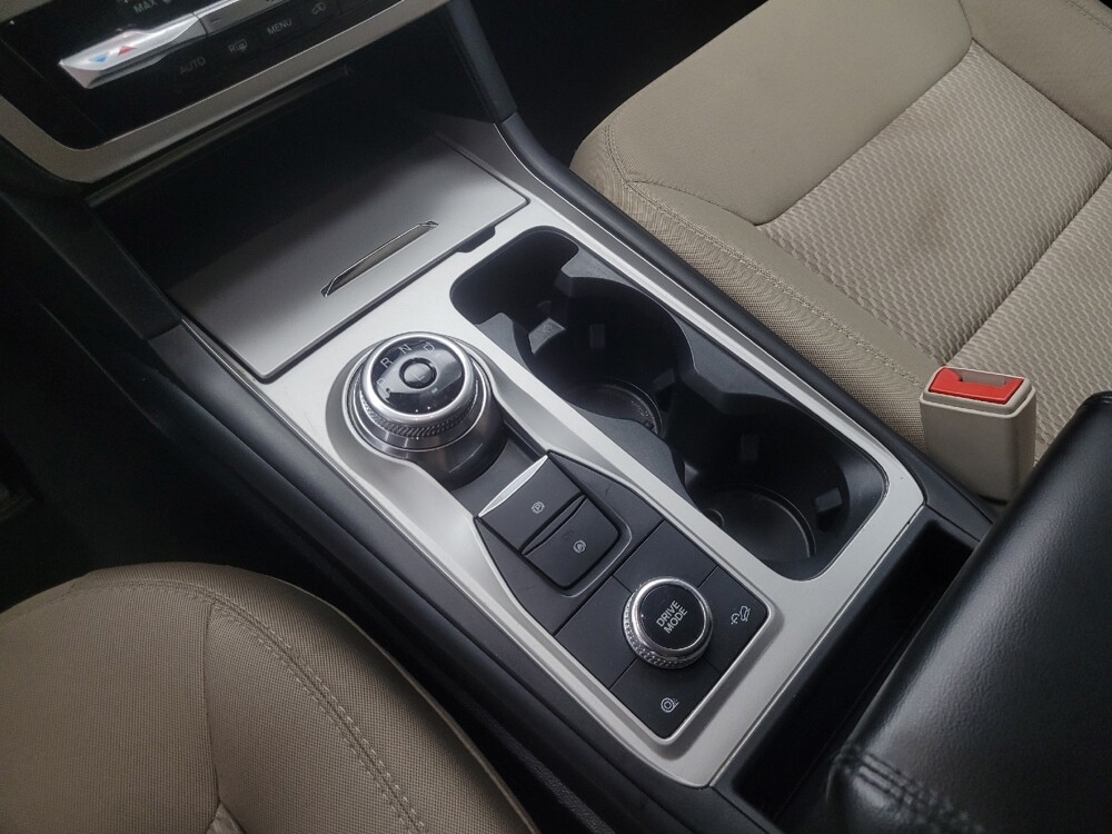 2022 Ford Explorer in Indianapolis, IN 46222 - 18142385 26