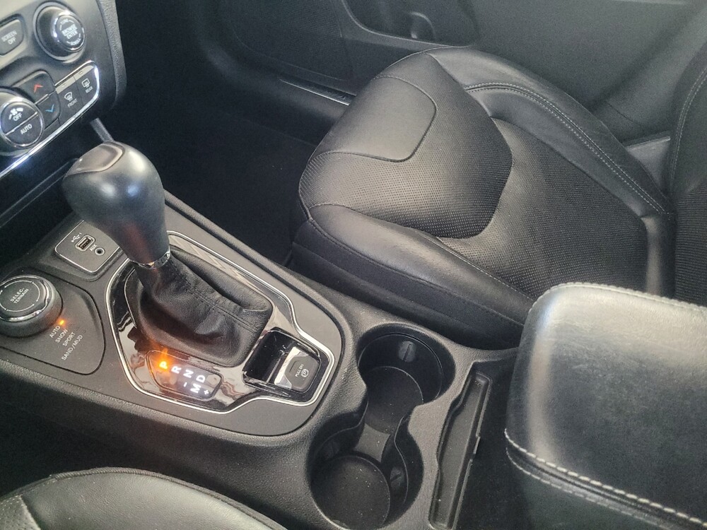 2020 Jeep Cherokee in Stone Mountain, GA 30083 - 18142388 26