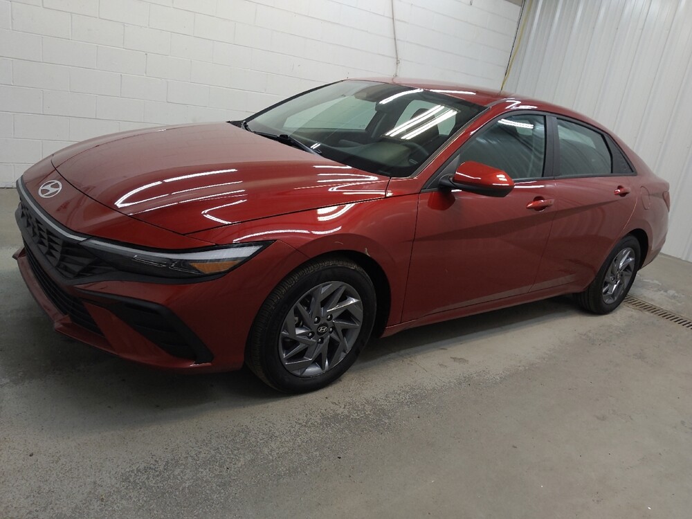 2024 Hyundai Elantra in Fairfield, OH 45014 - 18142391 2