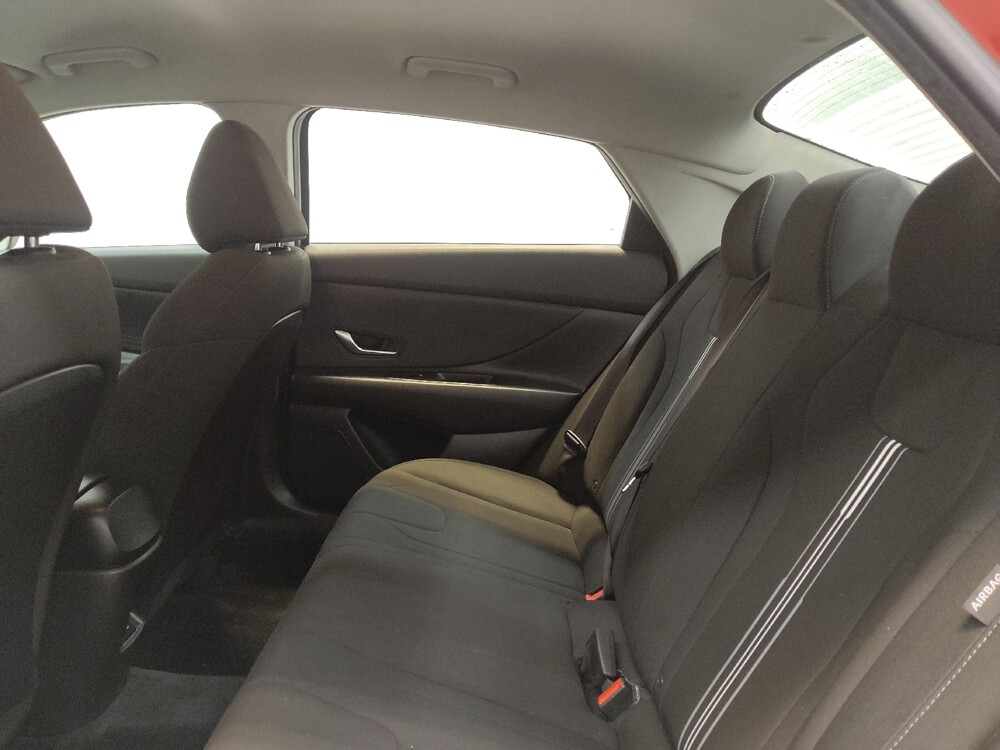 2024 Hyundai Elantra in Fairfield, OH 45014 - 18142391 18