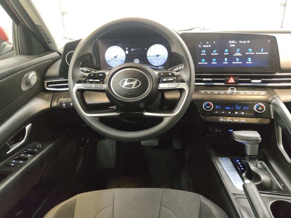 2024 Hyundai Elantra in Fairfield, OH 45014 - 18142391 22