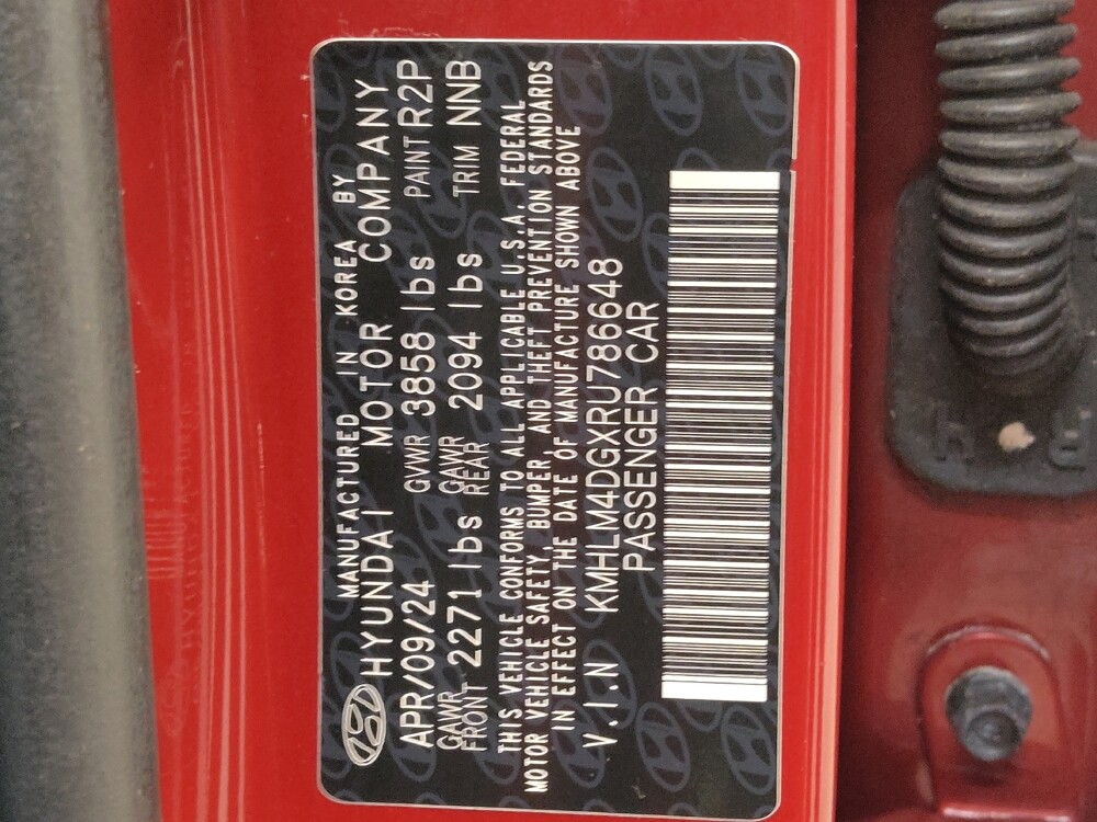 2024 Hyundai Elantra in Fairfield, OH 45014 - 18142391 33
