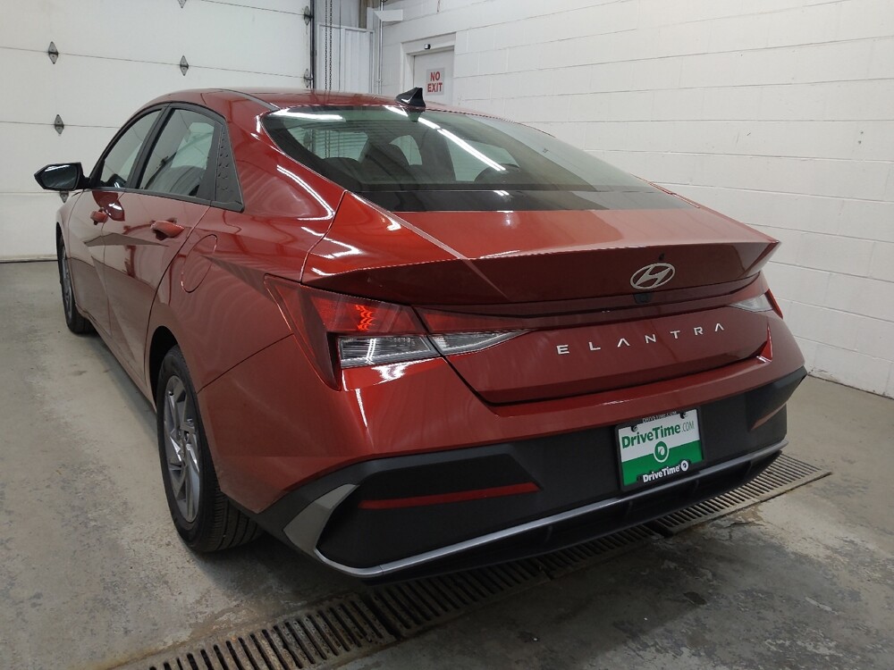 2024 Hyundai Elantra in Fairfield, OH 45014 - 18142391 5