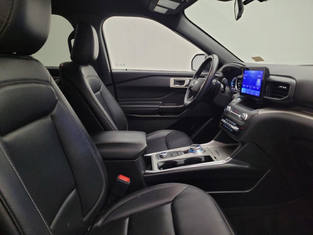 2020 Ford Explorer in Fairfield, OH 45014 - 18142392 21
