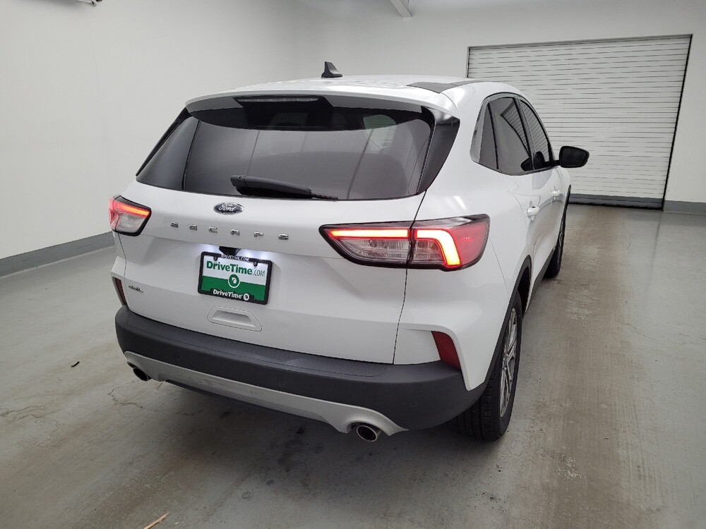 2022 Ford Escape in Fairfield, OH 45014 - 18142394 7