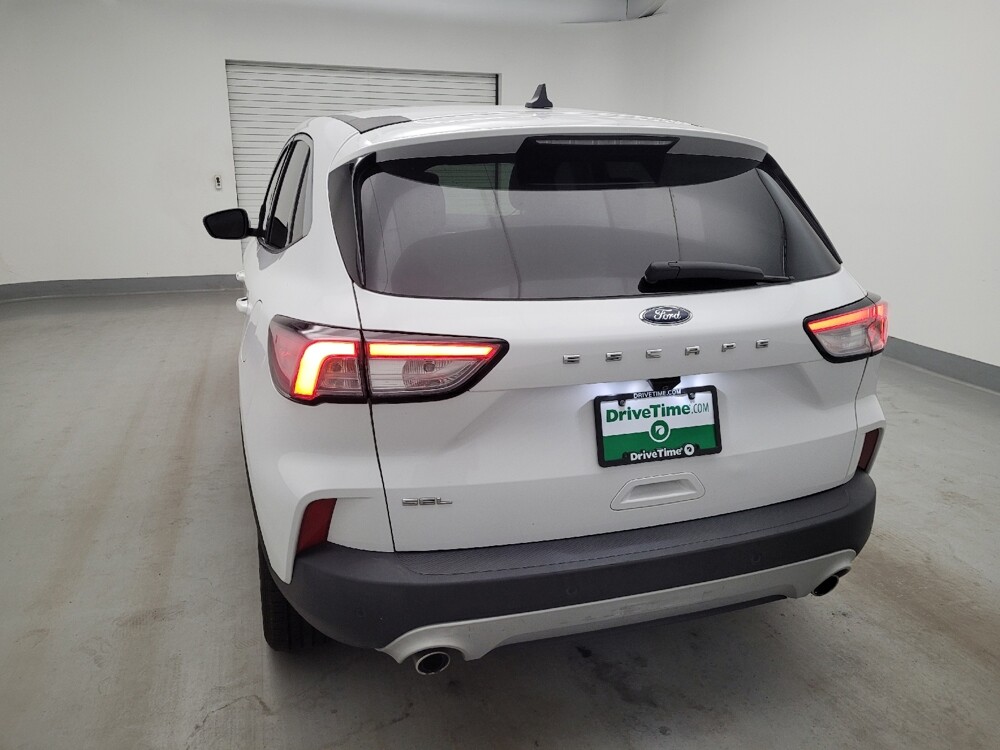 2022 Ford Escape in Fairfield, OH 45014 - 18142394 6