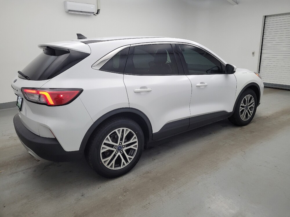 2022 Ford Escape in Fairfield, OH 45014 - 18142394 10