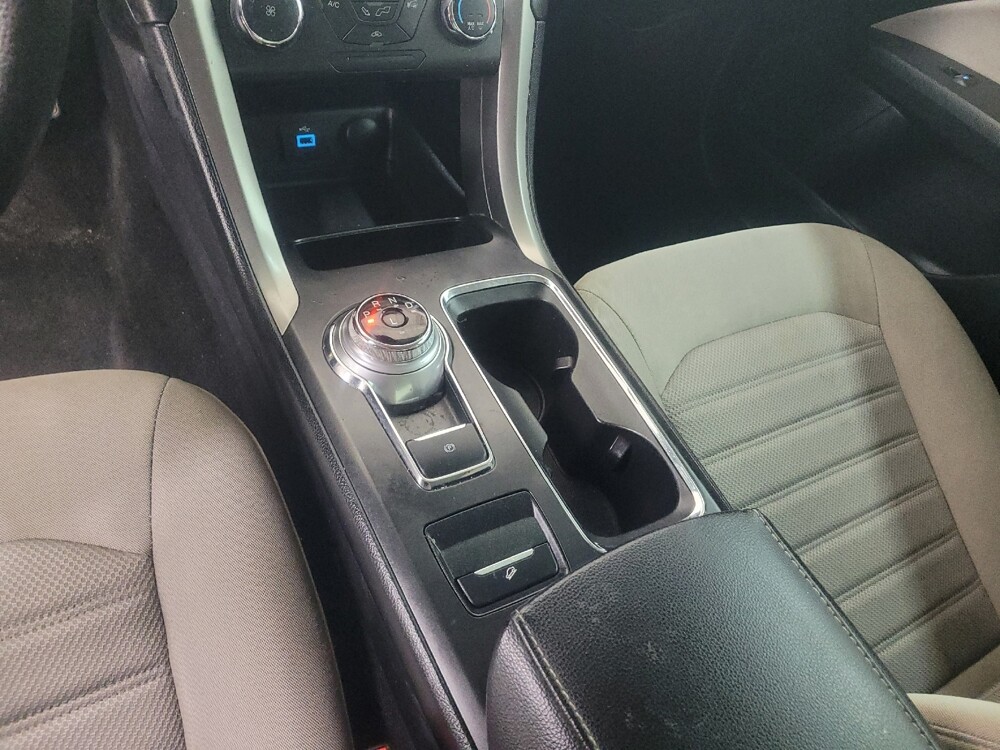 2020 Ford Fusion in St. Louis, MO 63125 - 18142397 26