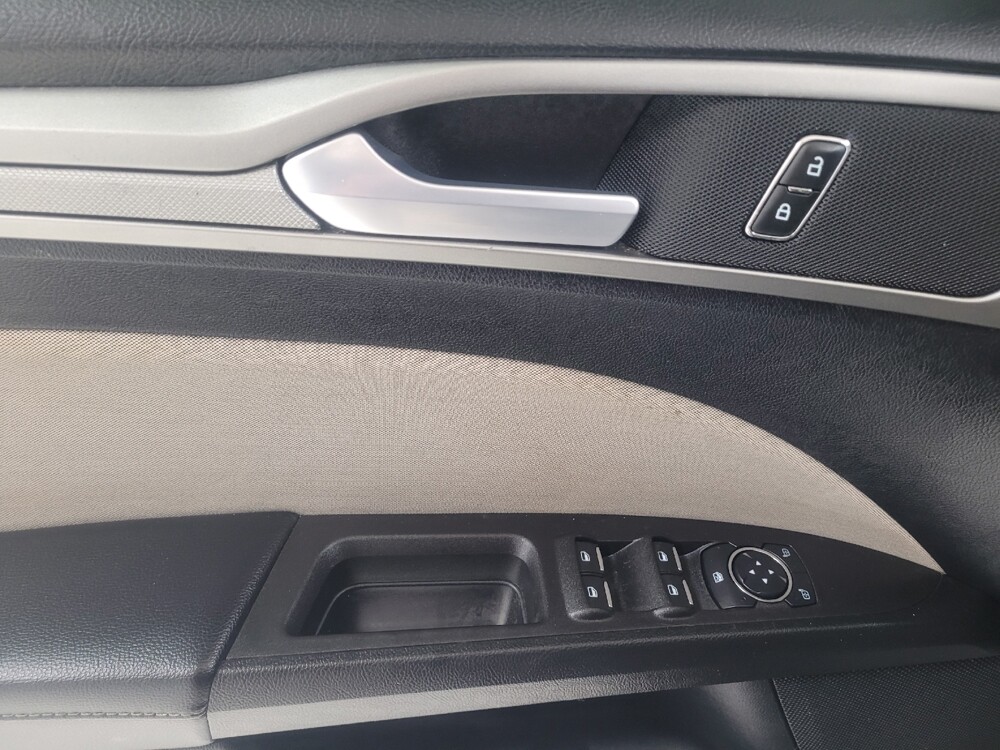 2020 Ford Fusion in St. Louis, MO 63125 - 18142397 27