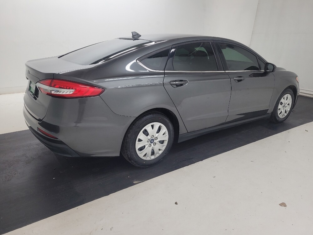 2020 Ford Fusion in St. Louis, MO 63125 - 18142397 10