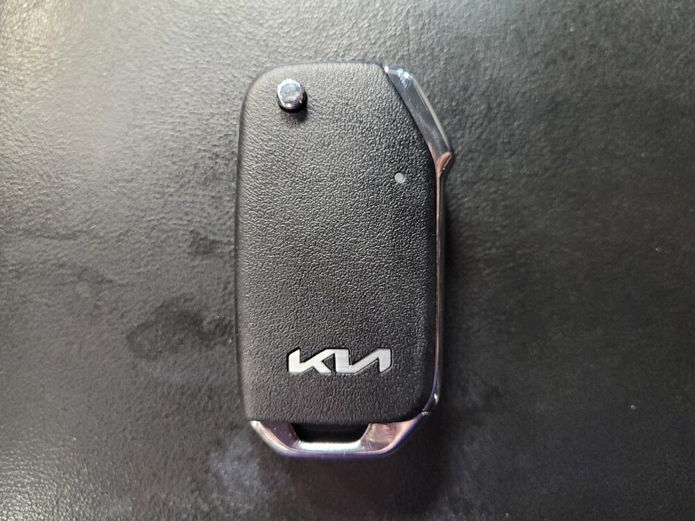 2021 Kia Sorento in Fayetteville, NC 28304 - 18142405 32