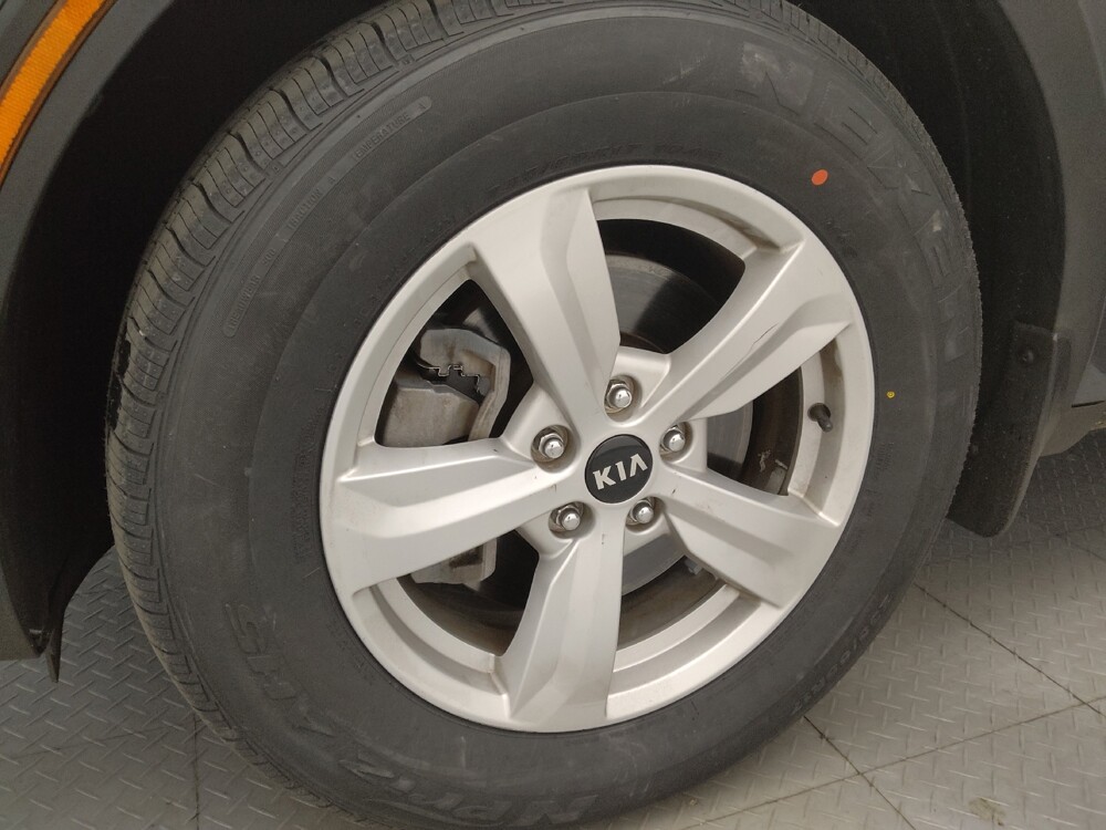 2021 Kia Sorento in Fayetteville, NC 28304 - 18142405 31
