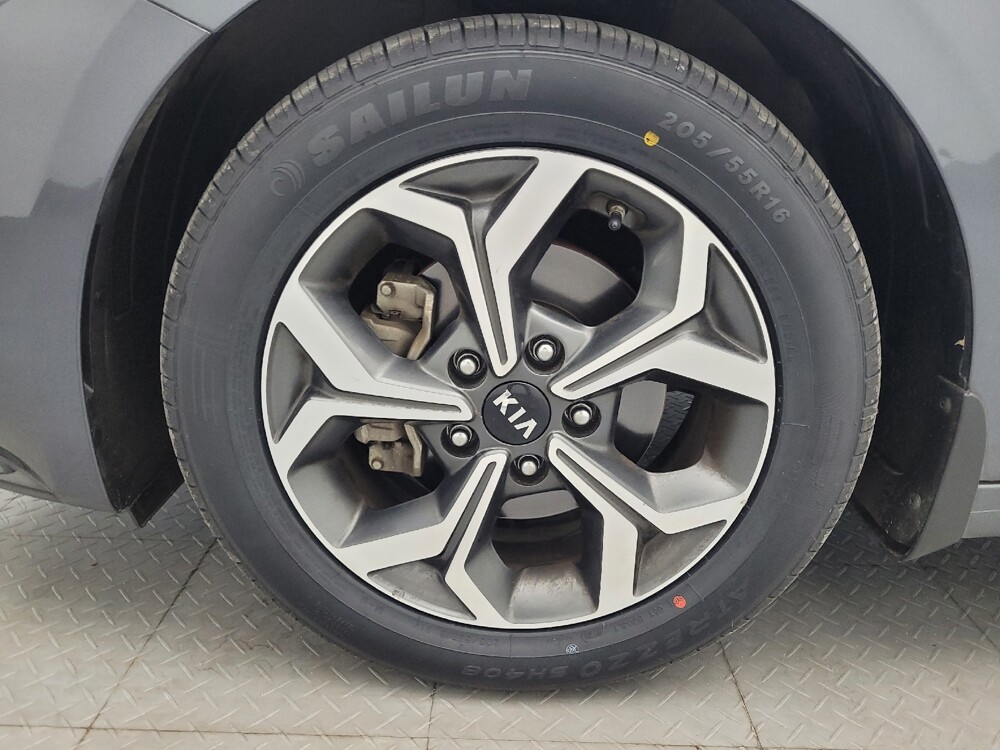 2021 Kia Forte in Greenville, SC 29607 - 18142406 31
