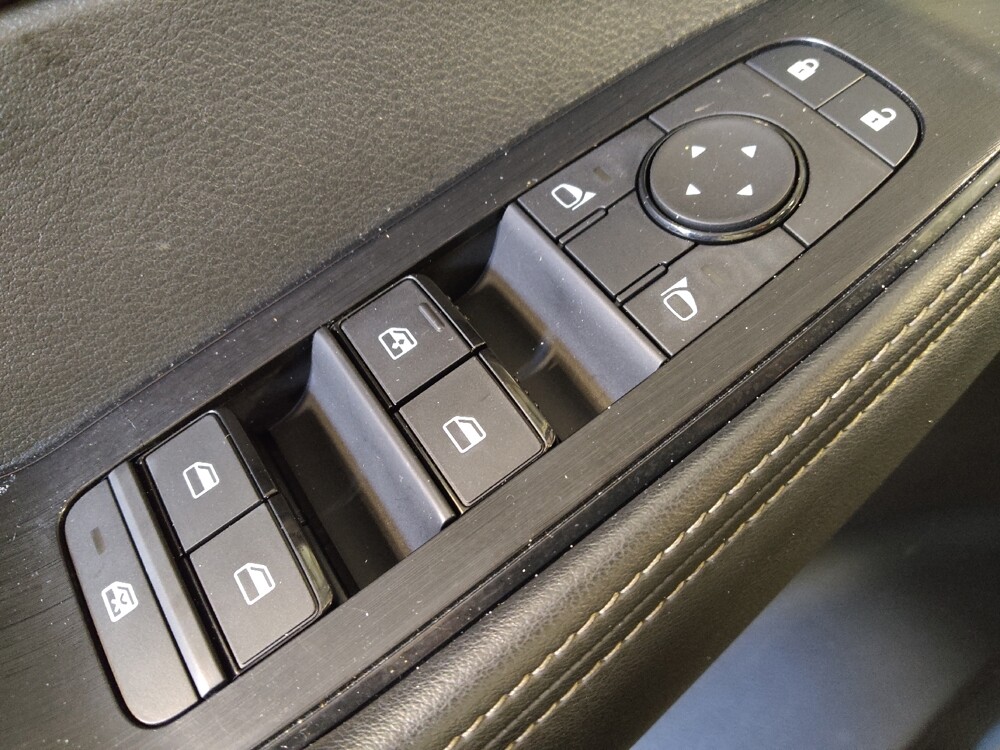 2023 Nissan Rogue in Live Oak, TX 78233 - 18142420 27