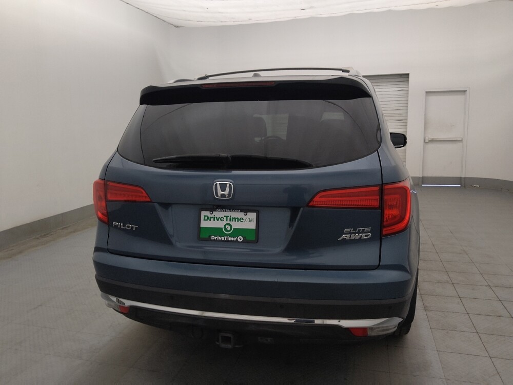 2017 Honda Pilot in Tampa, FL 33612 - 18142422 7
