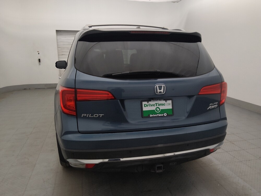 2017 Honda Pilot in Tampa, FL 33612 - 18142422 6