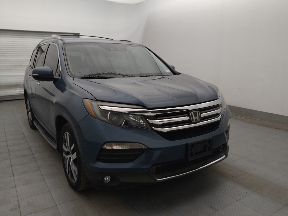 2017 Honda Pilot in Tampa, FL 33612 - 18142422 13