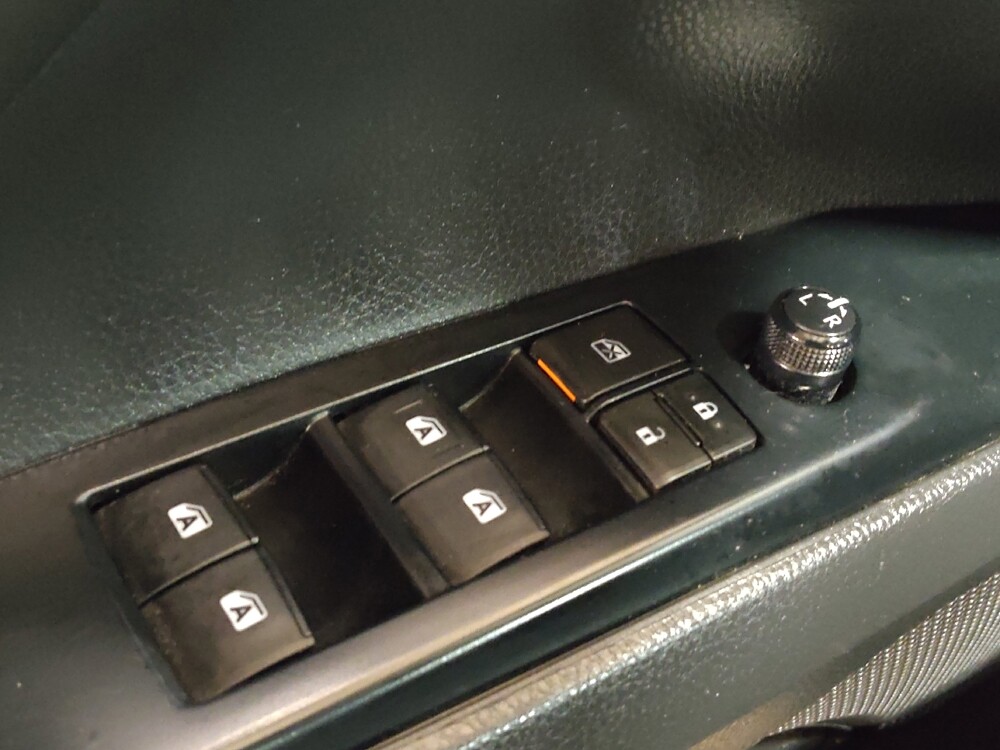 2019 Toyota Camry in Tyler, TX 75701 - 18142437 27