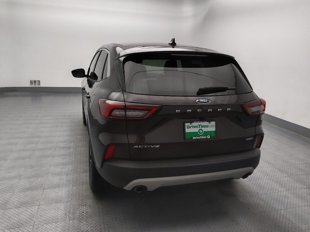 2023 Ford Escape in St. Louis, MO 63136 - 18142450 6