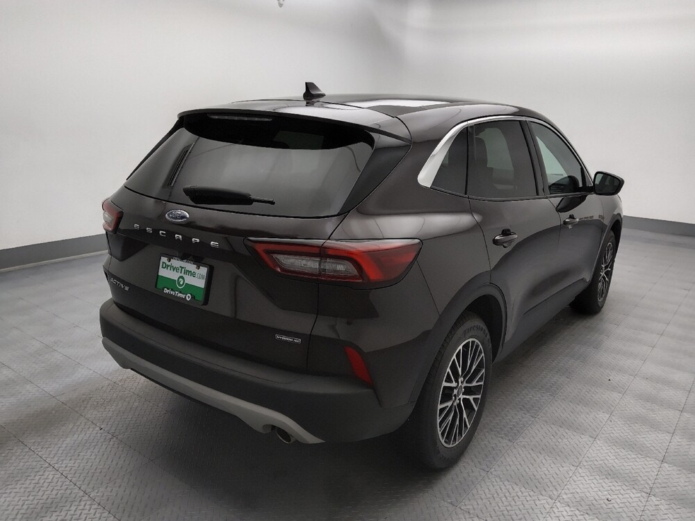 2023 Ford Escape in St. Louis, MO 63136 - 18142450 9
