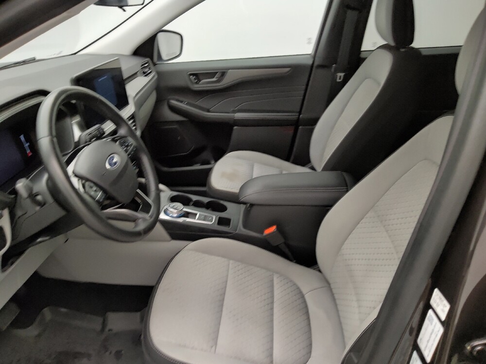 2023 Ford Escape in St. Louis, MO 63136 - 18142450 17