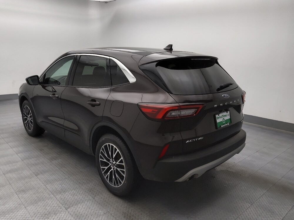 2023 Ford Escape in St. Louis, MO 63136 - 18142450 5