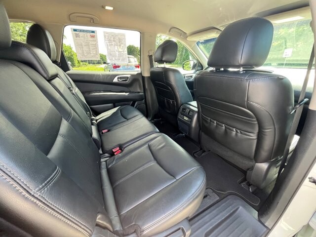 2013 Nissan Pathfinder in Flowery Branch, GA 30542 - 18142479 11