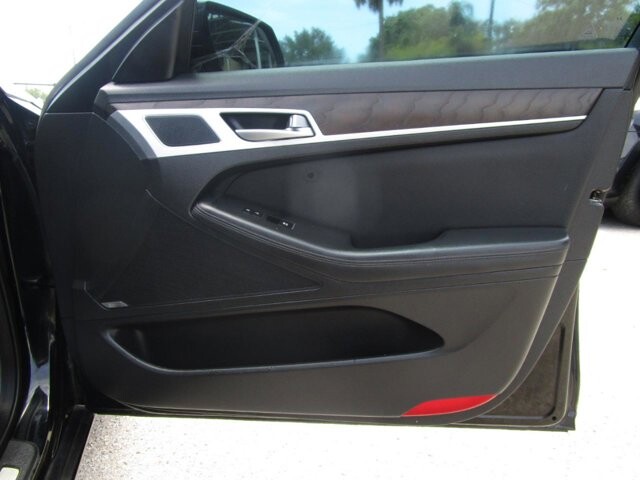 2015 Hyundai Genesis in Tampa, FL 33604-6914 - 18142482 18