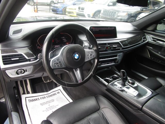 2021 BMW 740i in Tampa, FL 33604-6914 - 18142483 13