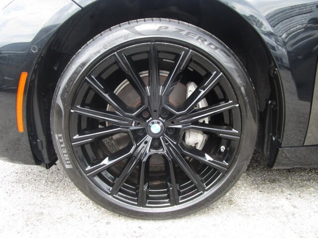 2021 BMW 740i in Tampa, FL 33604-6914 - 18142483 22