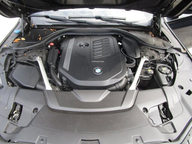 2021 BMW 740i in Tampa, FL 33604-6914 - 18142483 23