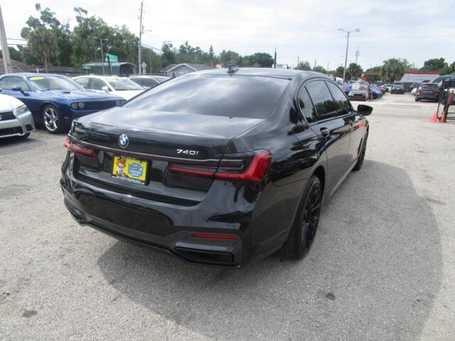 2021 BMW 740i in Tampa, FL 33604-6914 - 18142483 25
