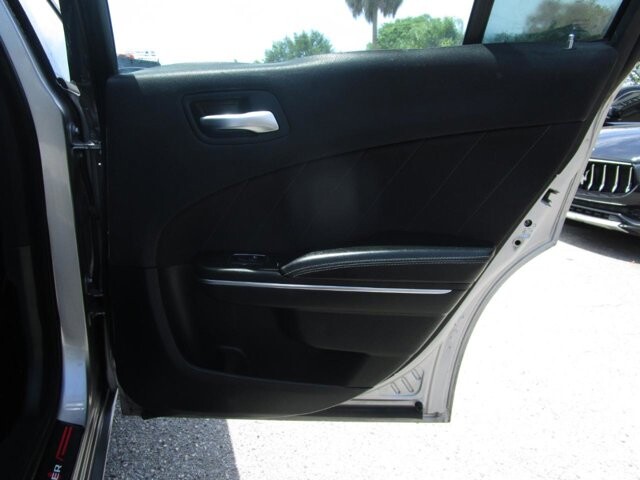 2017 Dodge Charger in Tampa, FL 33604-6914 - 18142485 17