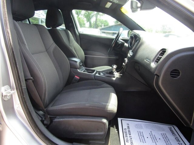 2017 Dodge Charger in Tampa, FL 33604-6914 - 18142485 6