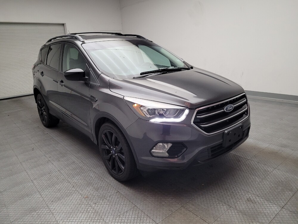 2017 Ford Escape in Fresno, CA 93726 - 18142486 13
