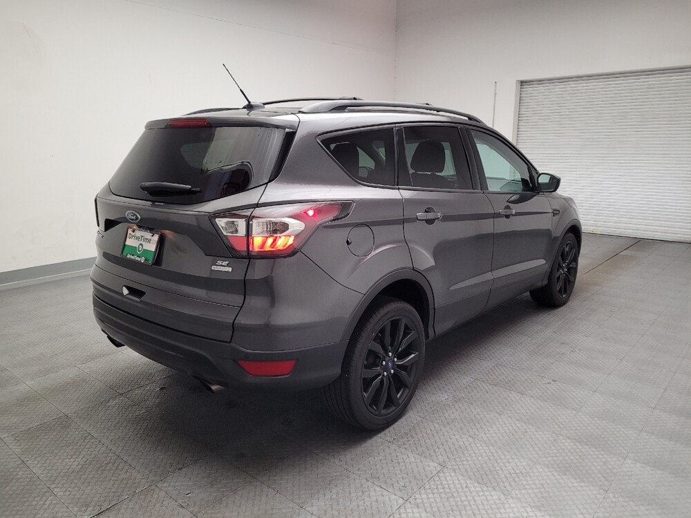 2017 Ford Escape in Fresno, CA 93726 - 18142486 9