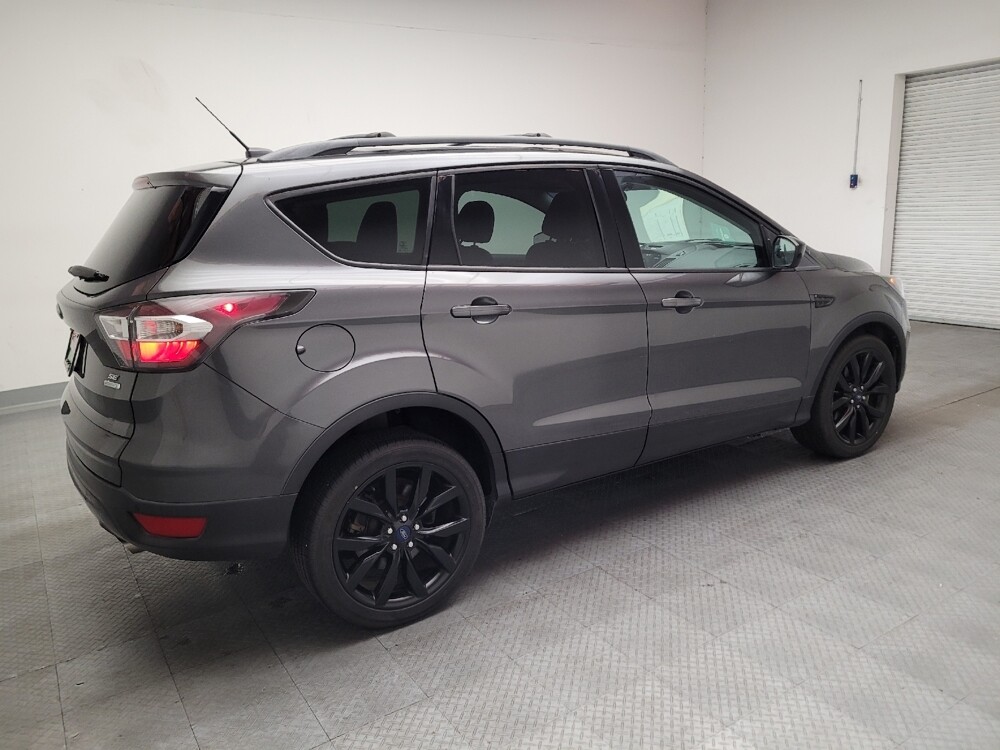 2017 Ford Escape in Fresno, CA 93726 - 18142486 10