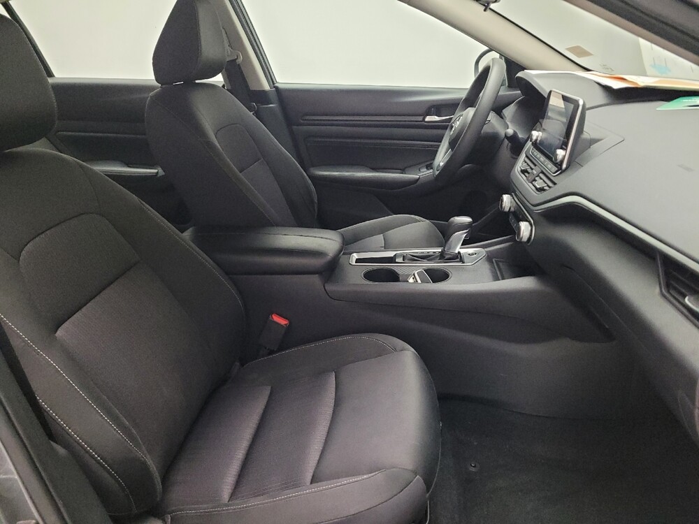 2019 Nissan Altima in Riverside, CA 92504 - 18142487 21