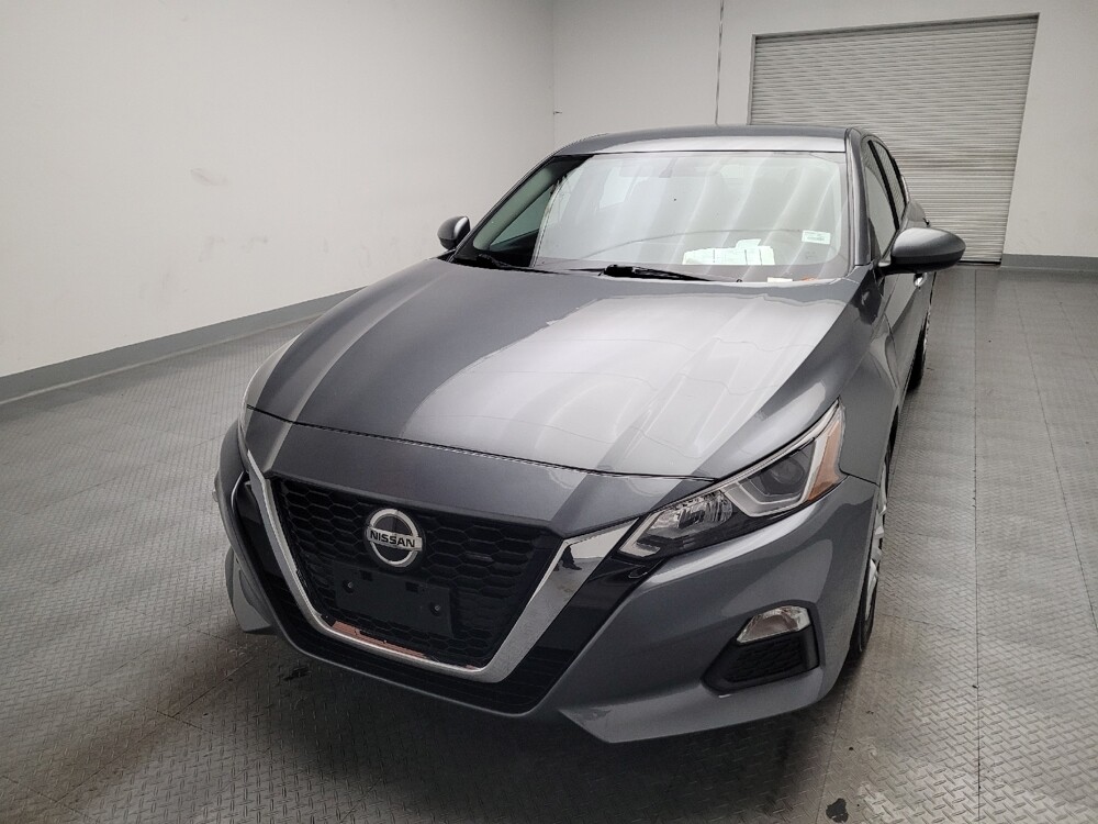 2019 Nissan Altima in Riverside, CA 92504 - 18142487 15