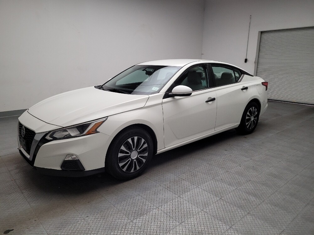 2019 Nissan Altima in Riverside, CA 92504 - 18142489 2