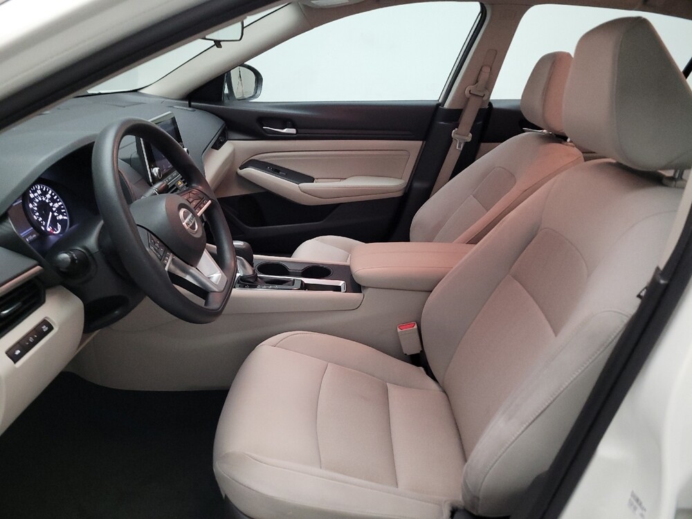 2019 Nissan Altima in Riverside, CA 92504 - 18142489 17
