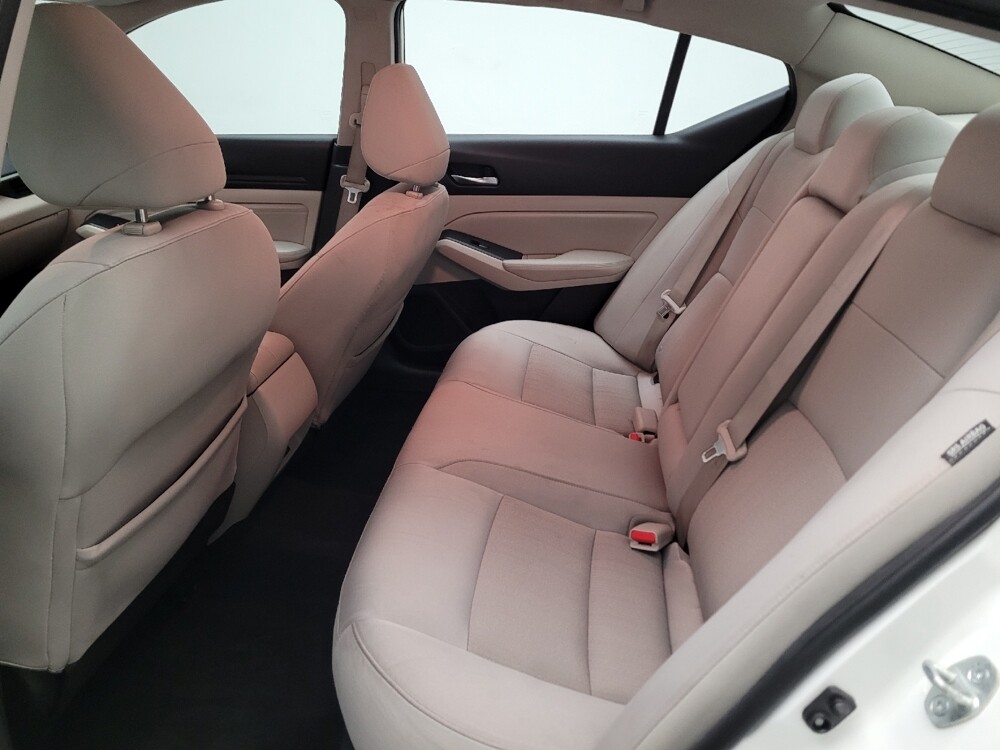 2019 Nissan Altima in Riverside, CA 92504 - 18142489 18