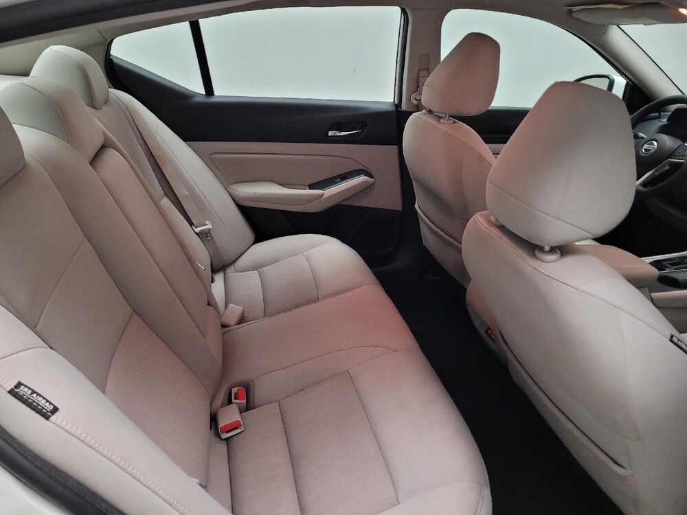 2019 Nissan Altima in Riverside, CA 92504 - 18142489 19