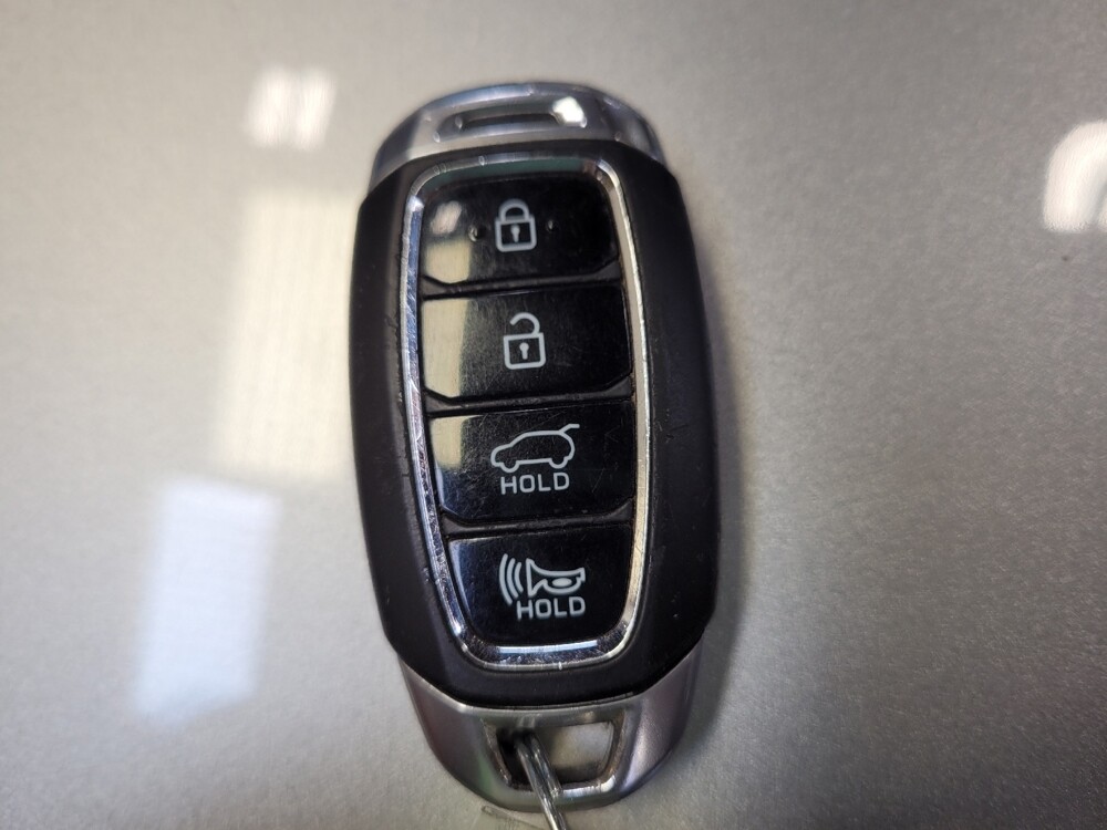 2019 Hyundai Santa Fe in Montclair, CA 91763 - 18142490 32