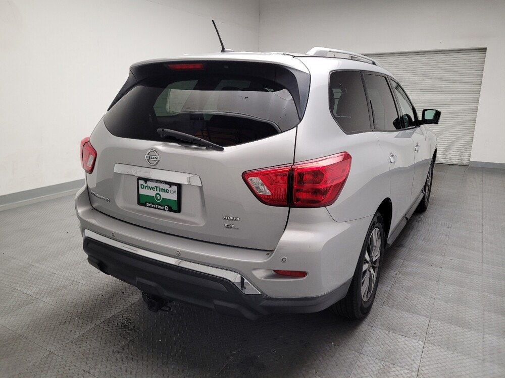 2017 Nissan Pathfinder in Riverside, CA 92504 - 18142498 7
