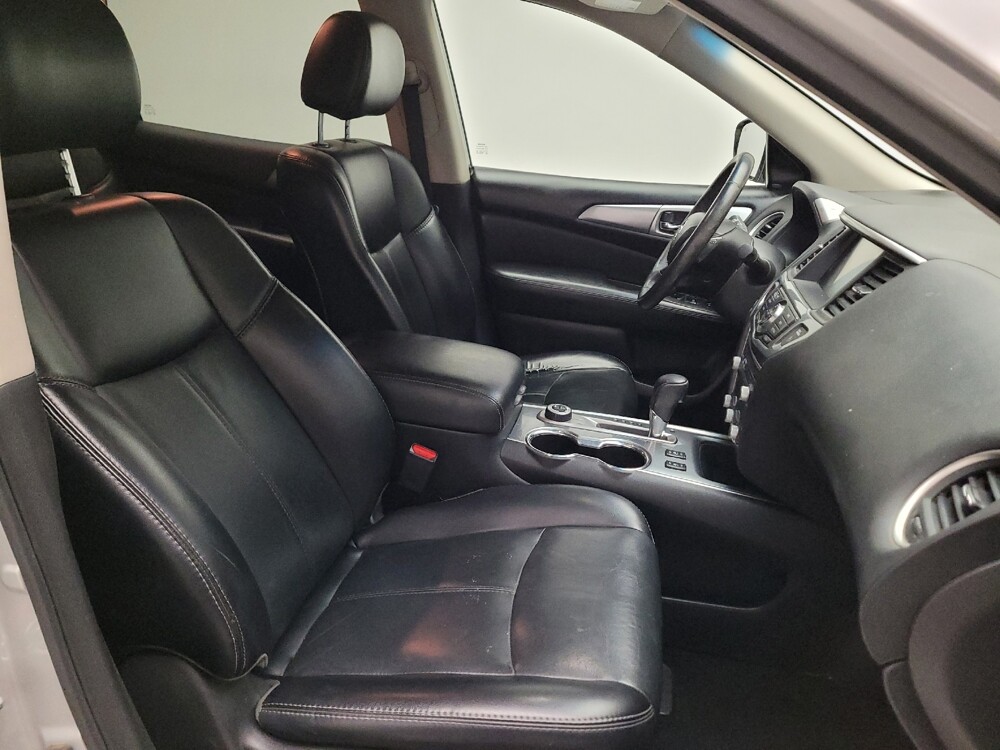 2017 Nissan Pathfinder in Riverside, CA 92504 - 18142498 21