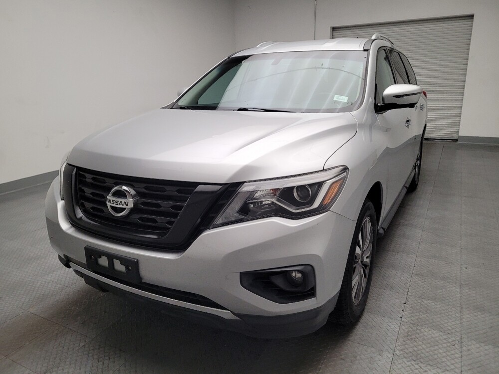 2017 Nissan Pathfinder in Riverside, CA 92504 - 18142498 15