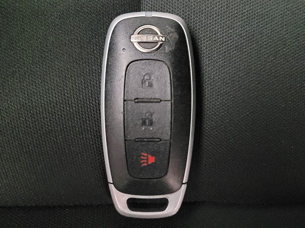 2023 Nissan Rogue in Riverside, CA 92504 - 18142499 32