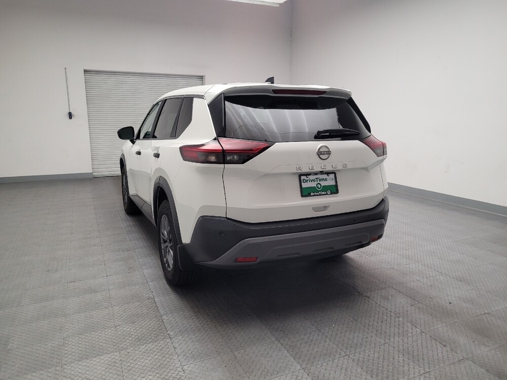 2023 Nissan Rogue in Riverside, CA 92504 - 18142499 6